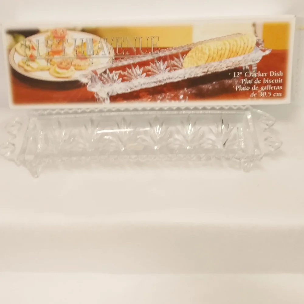 Crystal Glass Cracker Server ,on stand, Fifth Avenue Ltd  12